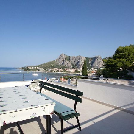 Apartment Lelas Omiš Buitenkant foto